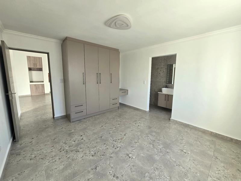 3 Bedroom Property for Sale in Britannia Bay Western Cape